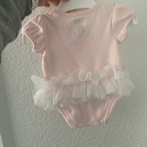 First impression onsie - Picture 2 of 2